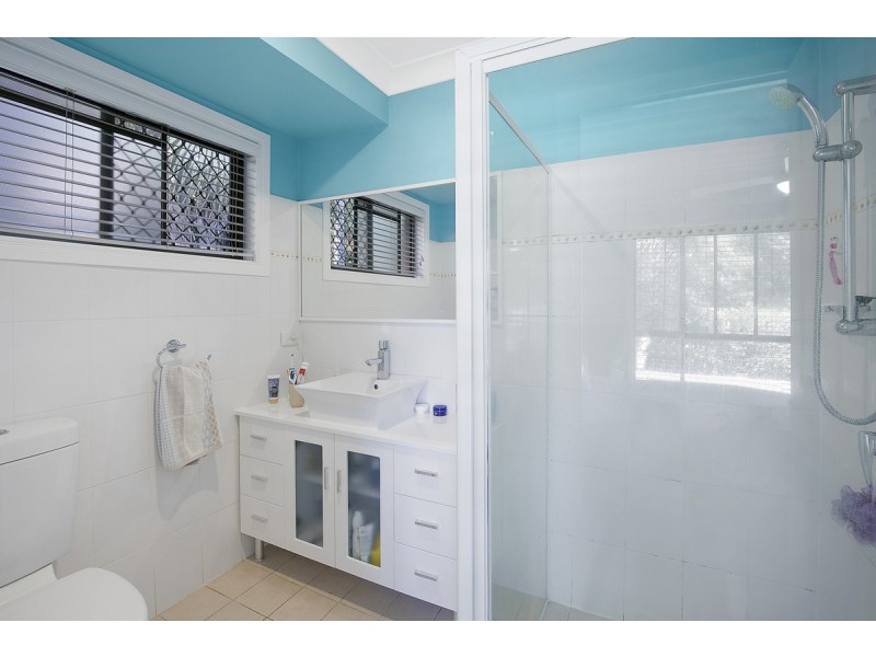 21 Sunshine Drive, Cleveland QLD 4163