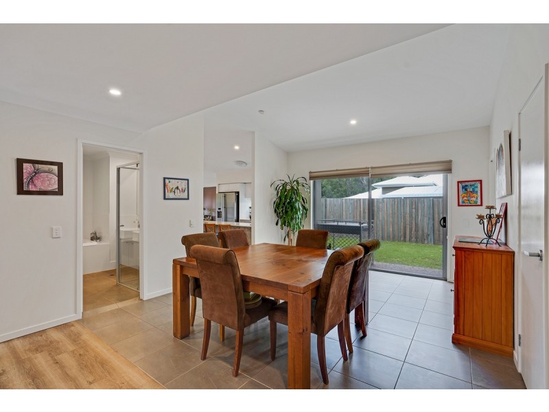 24 Golden Wattle Avenue, Mount Cotton QLD 4165