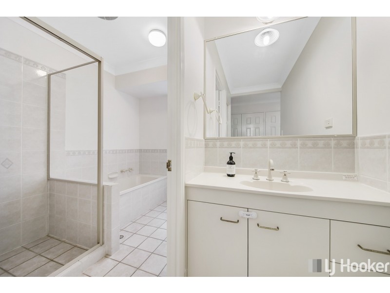 52 Leilani Drive, Birkdale QLD 4159