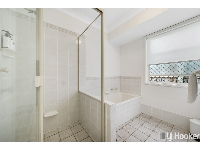 52 Leilani Drive, Birkdale QLD 4159