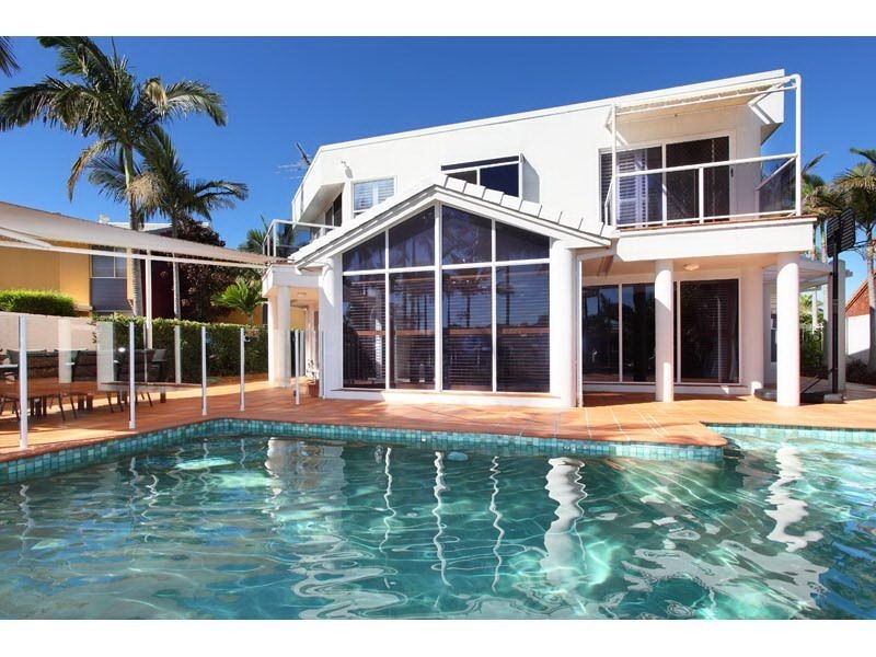 3 Captains Court, Raby Bay QLD 4163