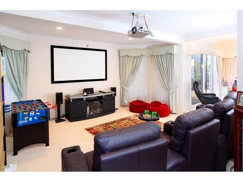 3 Captains Court, Raby Bay QLD 4163
