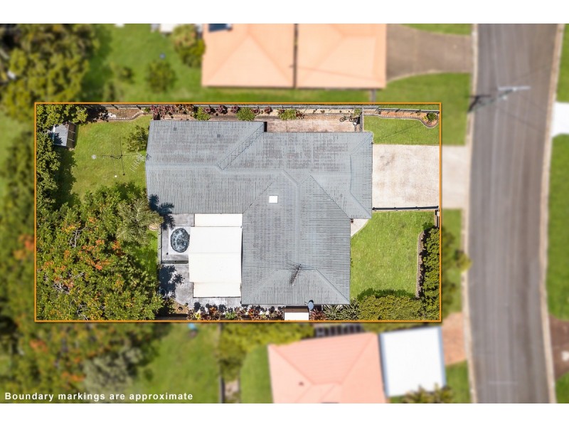 8 Belligoi Court, Cleveland QLD 4163