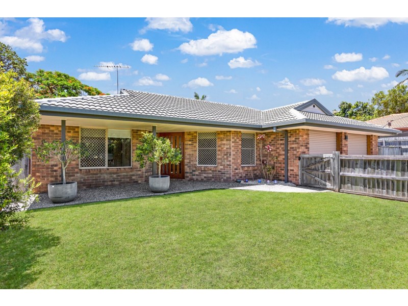 8 Belligoi Court, Cleveland QLD 4163