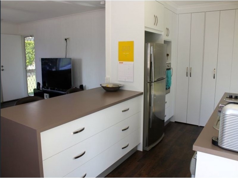 21 Wren Street, Birkdale QLD 4159