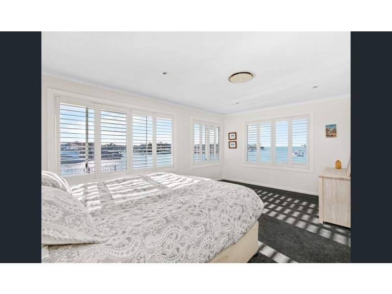 6 Bonaventure Court, Cleveland QLD 4163