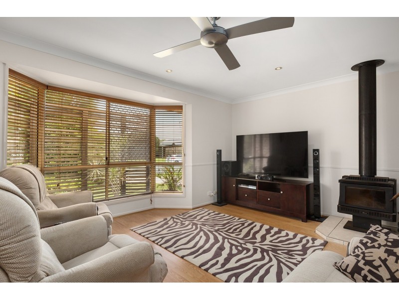 21 Redgrove Avenue, Wellington Point QLD 4160