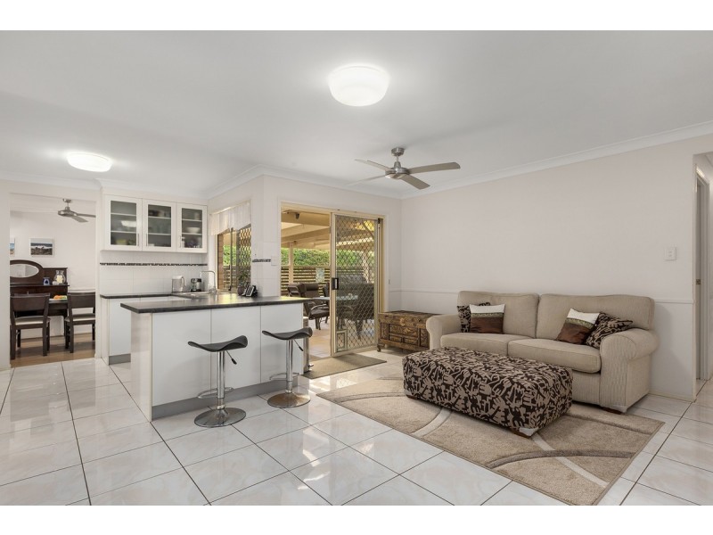 21 Redgrove Avenue, Wellington Point QLD 4160