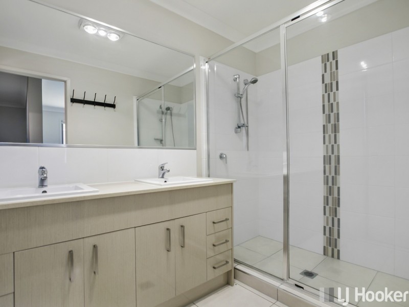 52 Capella Drive, Redland Bay QLD 4165