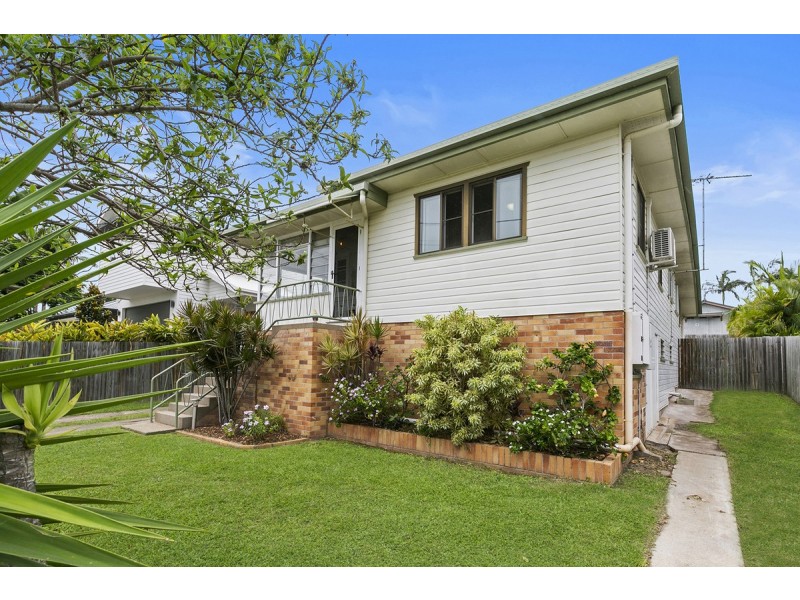 82 Boxgrove Avenue, Wynnum QLD 4178