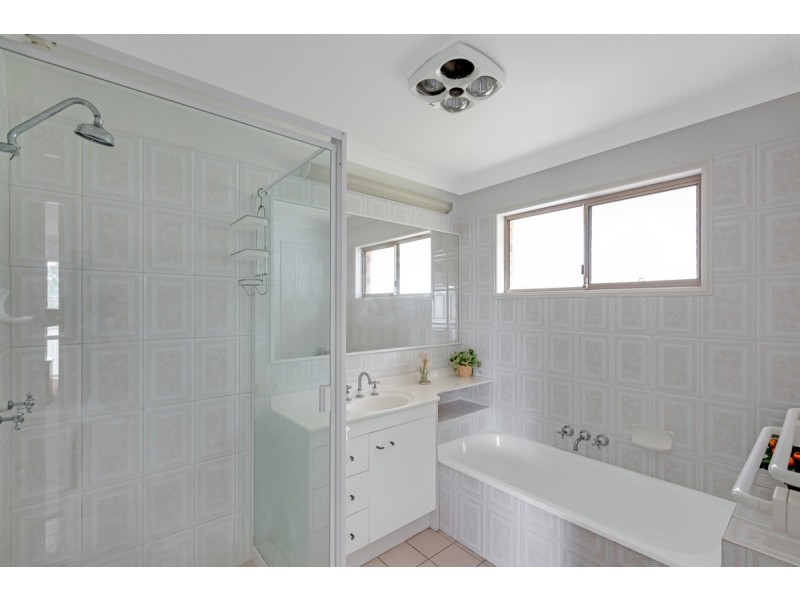 18 Swallow Street, Thornlands QLD 4164