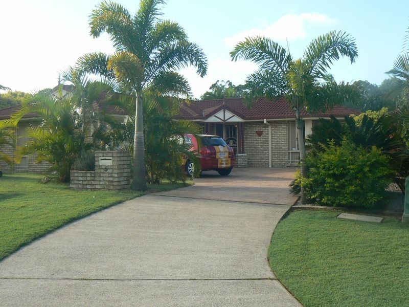 5 Links Court, Redland Bay QLD 4165