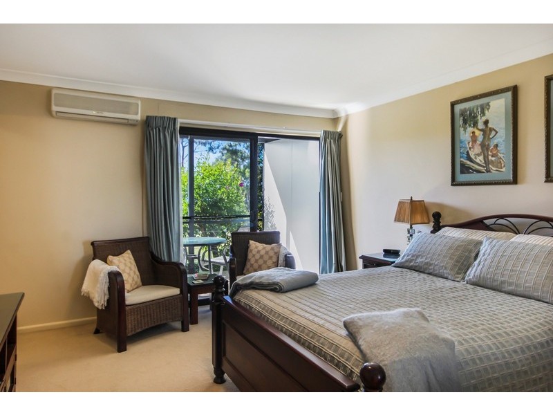 10-14 Weeroona Avenue, Macleay Island QLD 4184