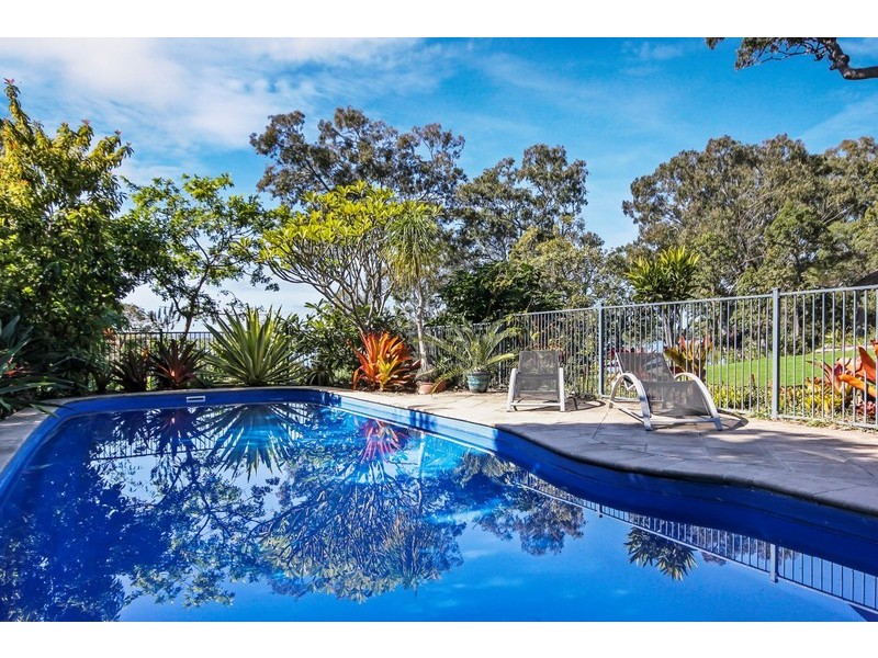 10-14 Weeroona Avenue, Macleay Island QLD 4184