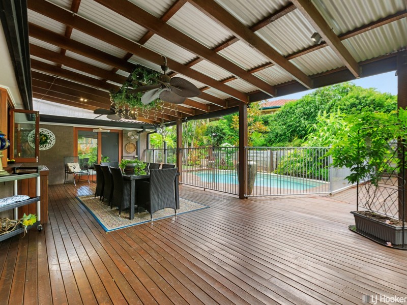 71 Clive Road, Birkdale QLD 4159