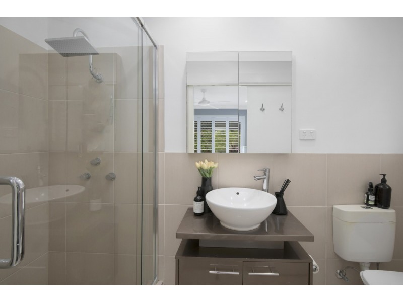 100 Crotona Road East, Alexandra Hills QLD 4161