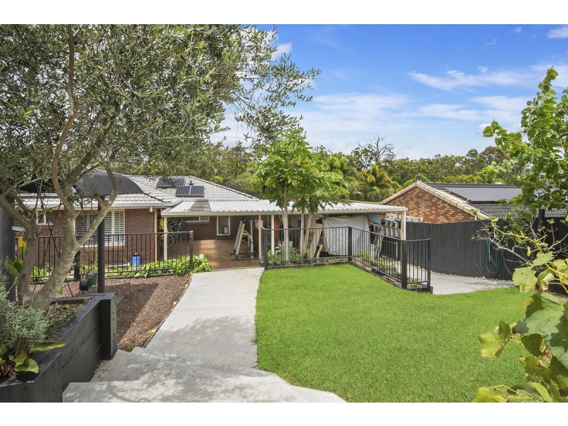 100 Crotona Road East, Alexandra Hills QLD 4161