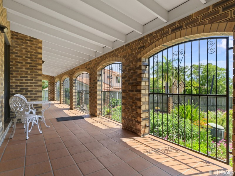 6 Walmer Court, Carindale QLD 4152