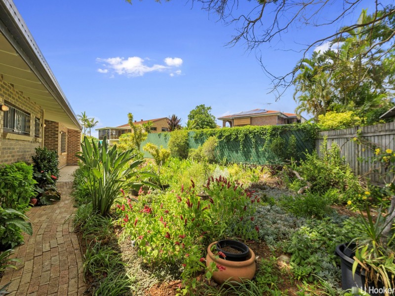 6 Walmer Court, Carindale QLD 4152