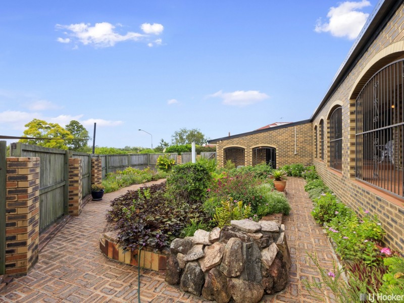 6 Walmer Court, Carindale QLD 4152