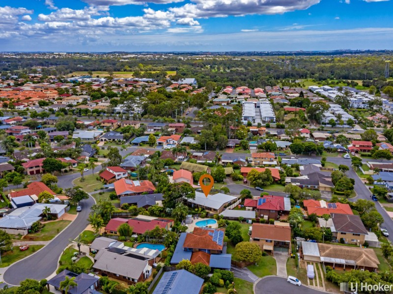 6 Walmer Court, Carindale QLD 4152