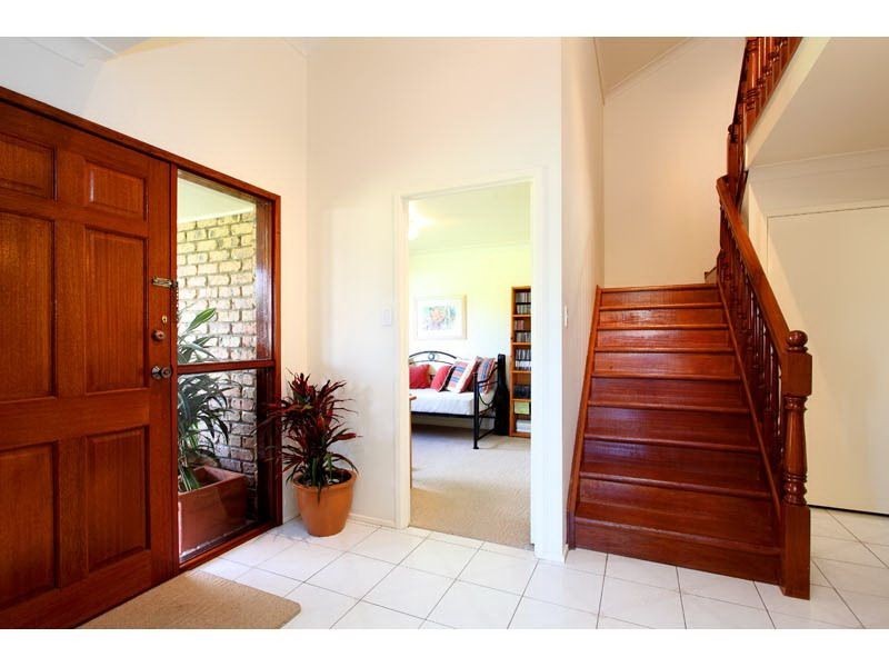 5 Oak Street, Ormiston QLD 4160