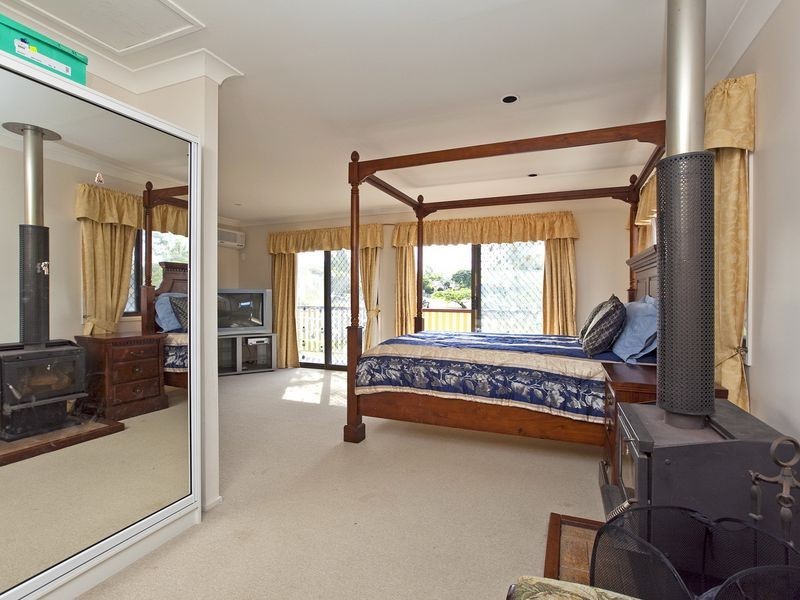 37 Strachan Road, Victoria Point QLD 4165