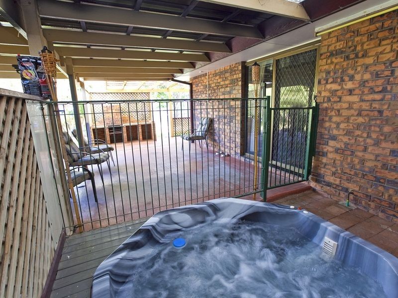 37 Strachan Road, Victoria Point QLD 4165