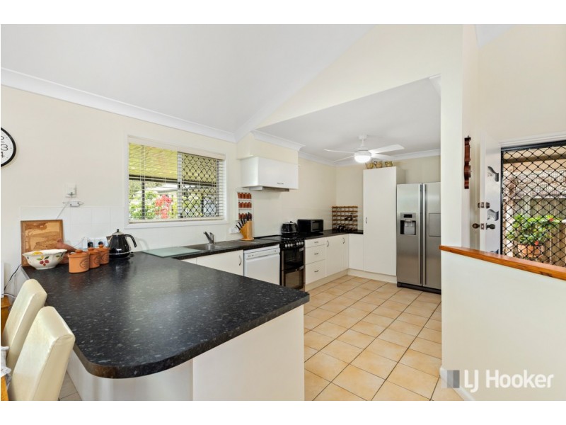 15 Anita Street, Redland Bay QLD 4165
