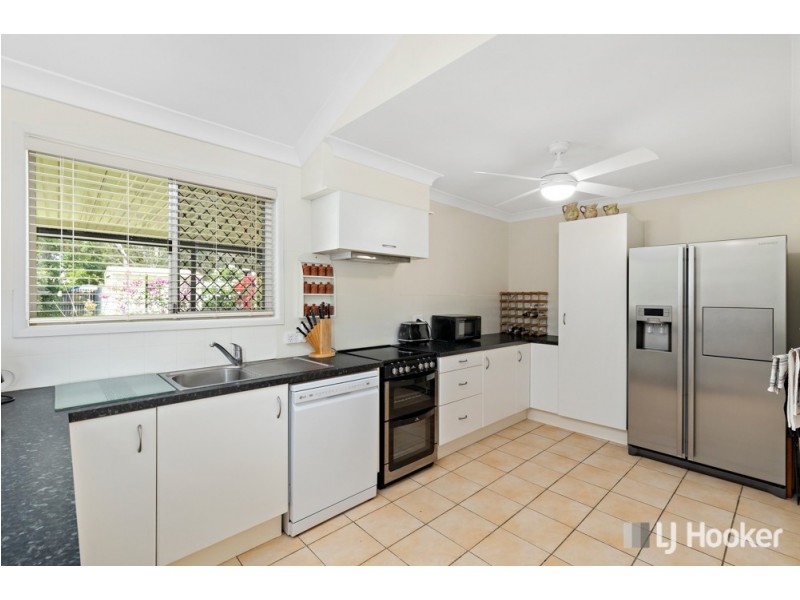 15 Anita Street, Redland Bay QLD 4165
