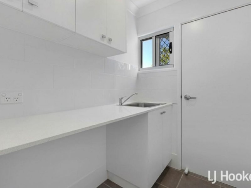 5a Parakeet Street, Birkdale QLD 4159