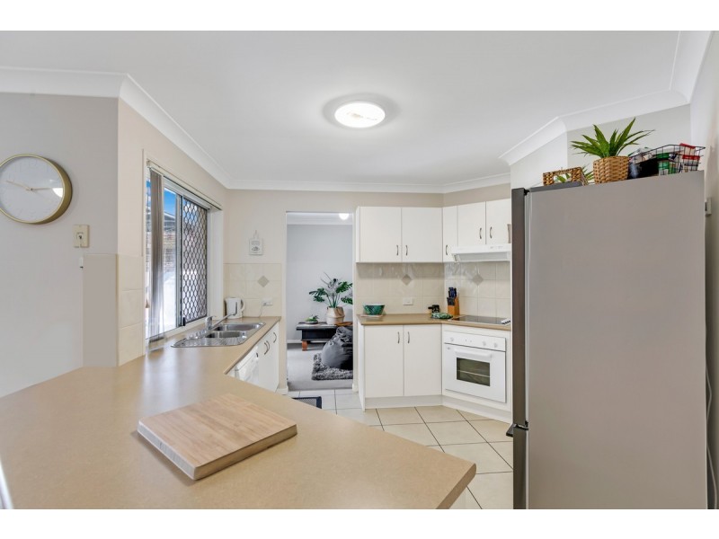 11 Ridgevale Street, Victoria Point QLD 4165