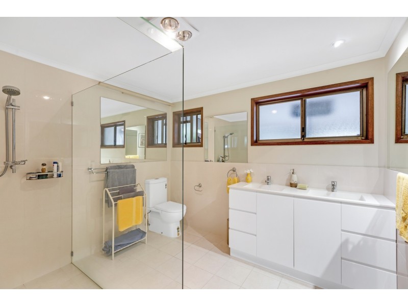 34 Coral Avenue, Loganholme QLD 4129