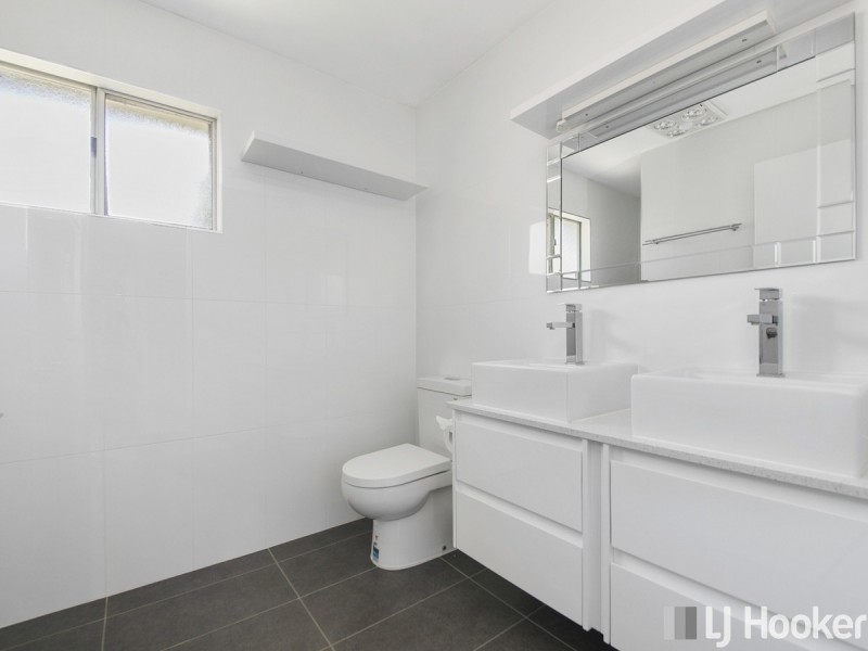 175 Broadwater Terrace, Redland Bay QLD 4165