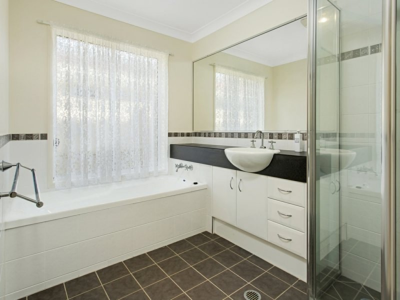 4 Goddard Road, Thornlands QLD 4164