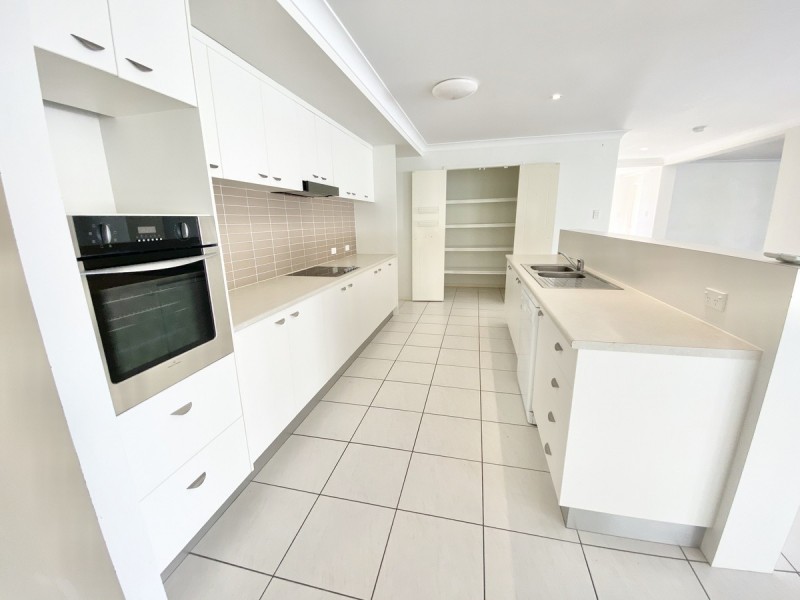 18 Sam Place, Thornlands QLD 4164