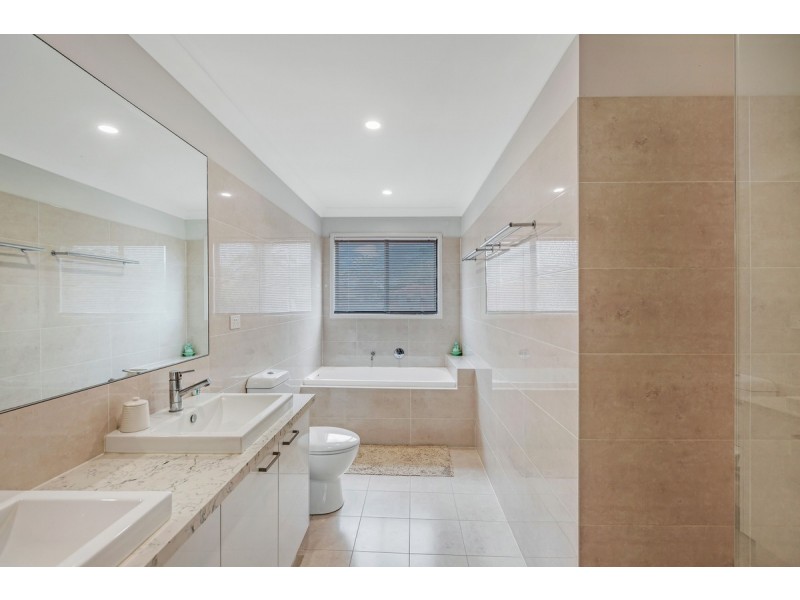 15/6 Harbourview Court, Raby Bay QLD 4163