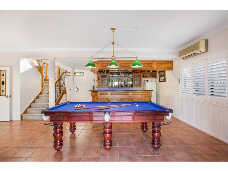 4 Lookout Court, Victoria Point QLD 4165