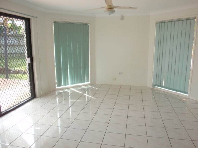 2 Eastcote Lane, Wellington Point QLD 4160