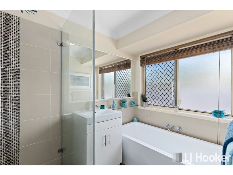 71 Belford Drive, Wellington Point QLD 4160