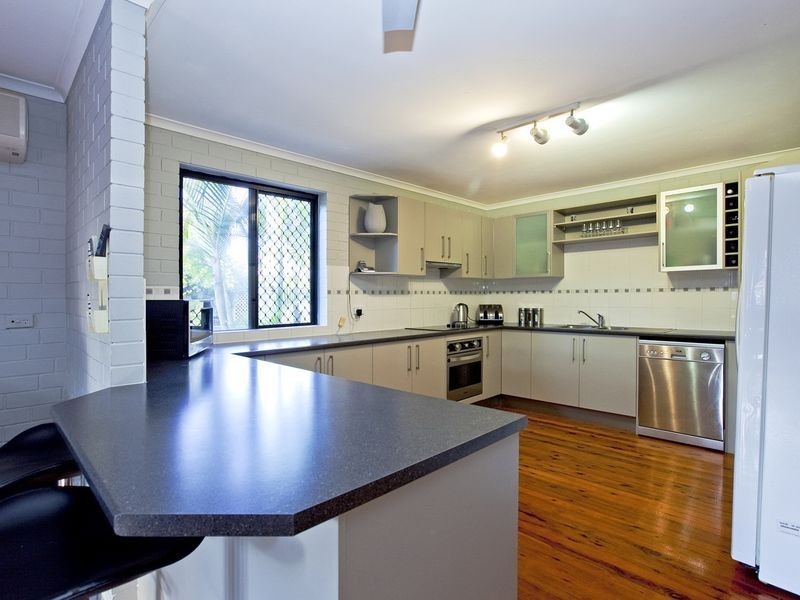 27 Yeo Street, Victoria Point QLD 4165