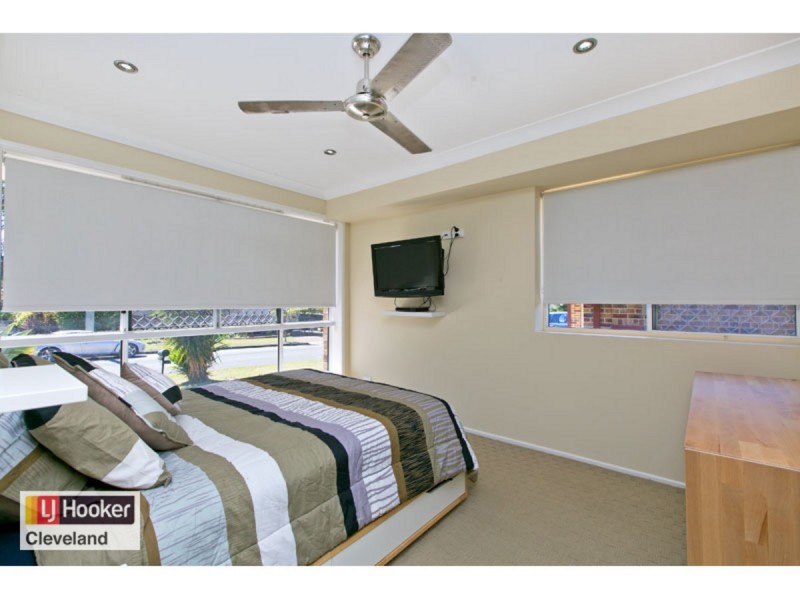 11 Surman Street, Birkdale QLD 4159
