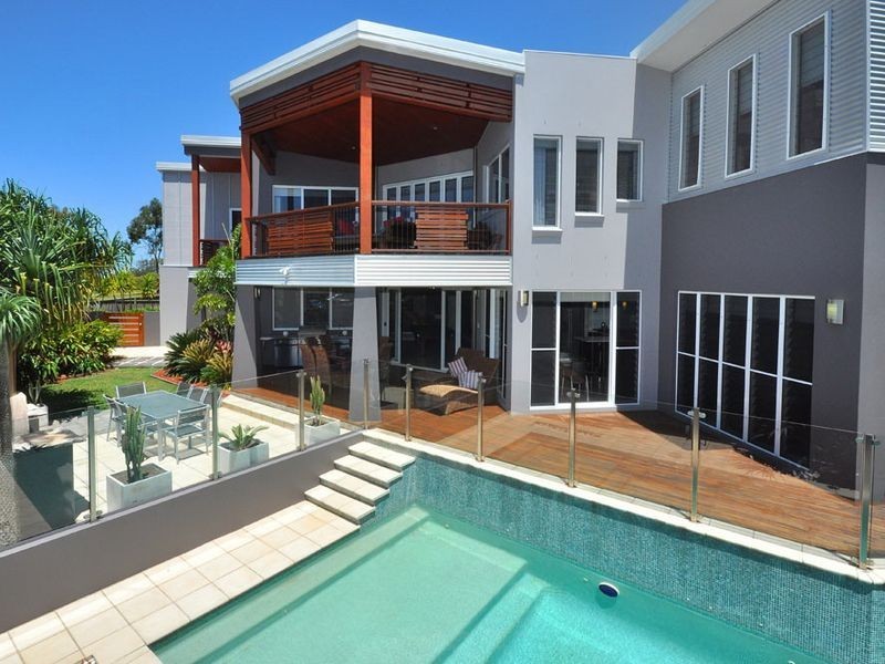 12 Talburpin Esplanade, Redland Bay QLD 4165