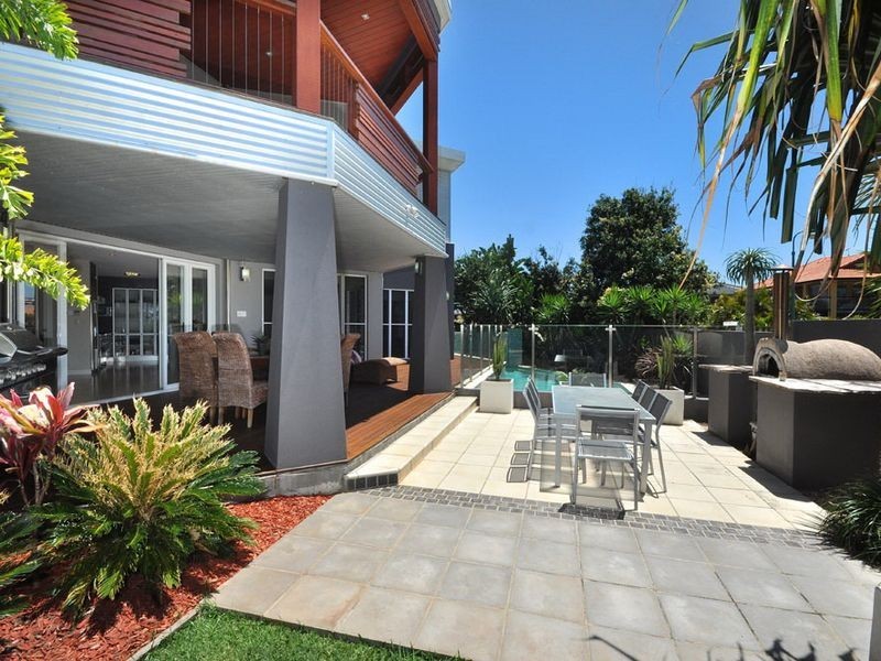 12 Talburpin Esplanade, Redland Bay QLD 4165