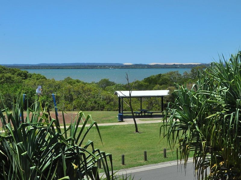 12 Talburpin Esplanade, Redland Bay QLD 4165