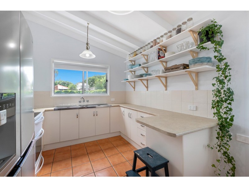 33 Mcleod Street, Cleveland QLD 4163