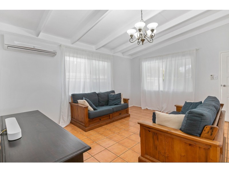 33 Mcleod Street, Cleveland QLD 4163