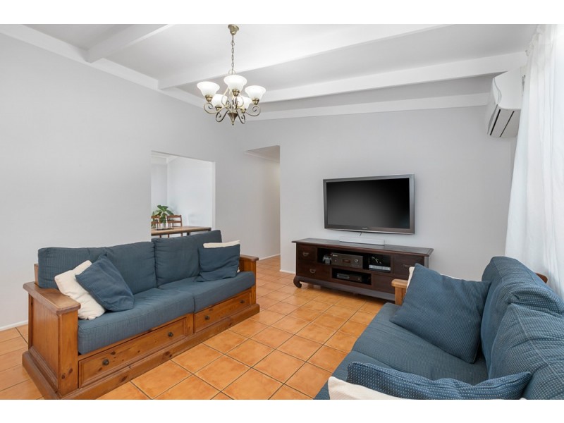 33 Mcleod Street, Cleveland QLD 4163