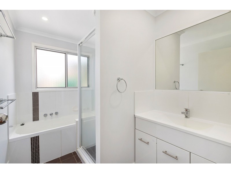 33 Mcleod Street, Cleveland QLD 4163