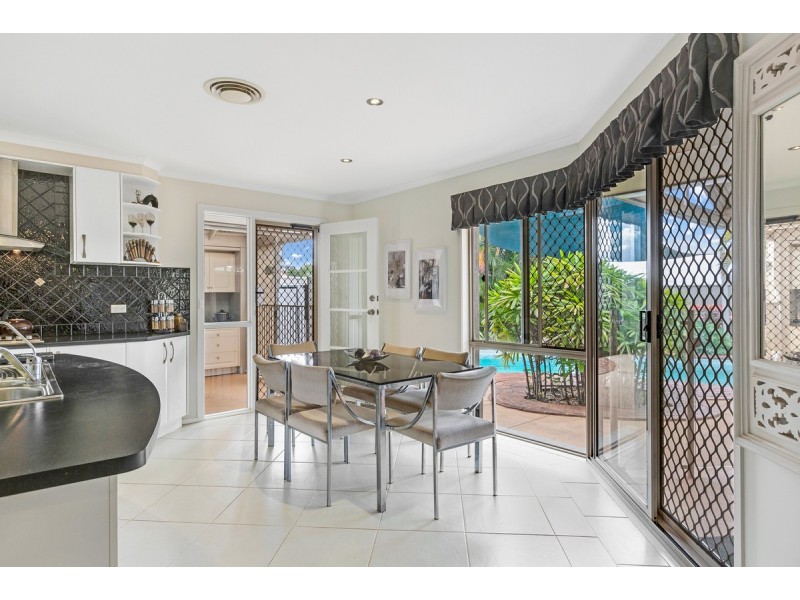 7 Moreton View Parade, Redland Bay QLD 4165